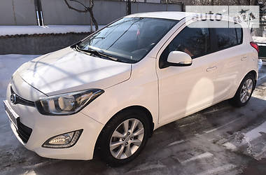 Хэтчбек Hyundai i20 2012 в Чорткове