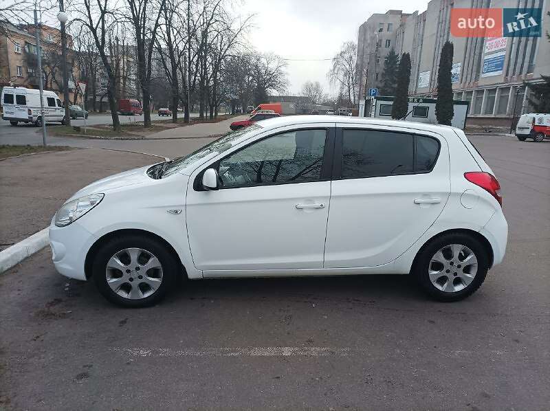 Хетчбек Hyundai i20 2008 в Черкасах