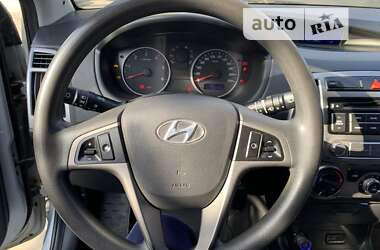 Хэтчбек Hyundai i20 2014 в Киеве