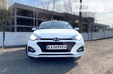 Хэтчбек Hyundai i20 2019 в Киеве
