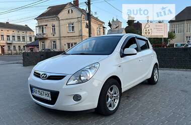 Хэтчбек Hyundai i20 2011 в Коломые