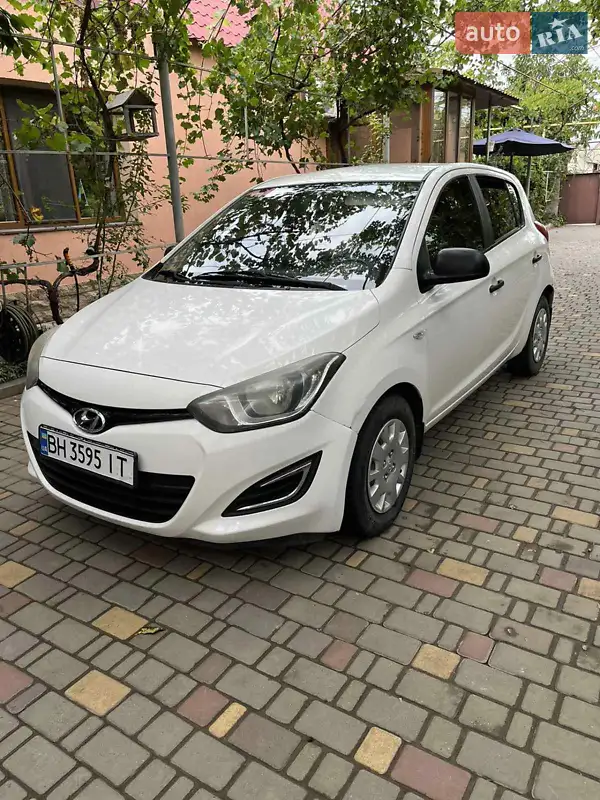 Hyundai i20