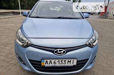 Хэтчбек Hyundai i20 2012 в Киеве