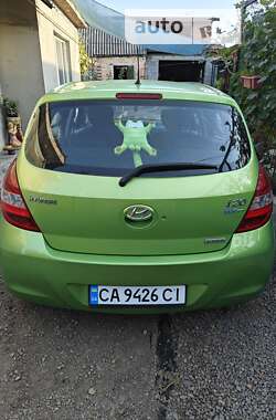 Хэтчбек Hyundai i20 2011 в Умани