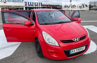 Хетчбек Hyundai i20 2011 в Харкові