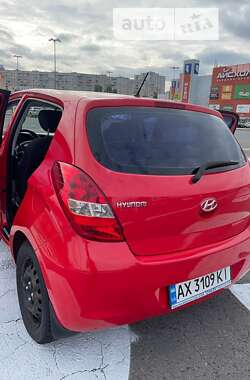 Хетчбек Hyundai i20 2011 в Харкові