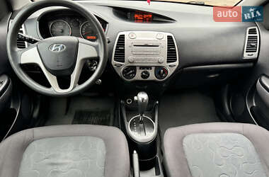 Хэтчбек Hyundai i20 2010 в Одессе