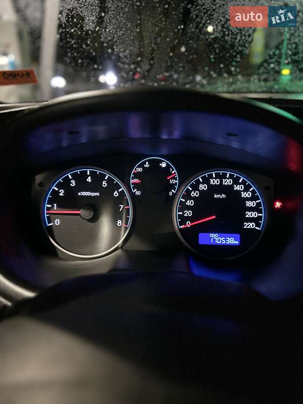 Хэтчбек Hyundai i20 2010 в Ямполе