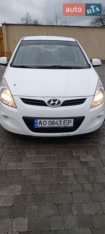 Hyundai i20 2011