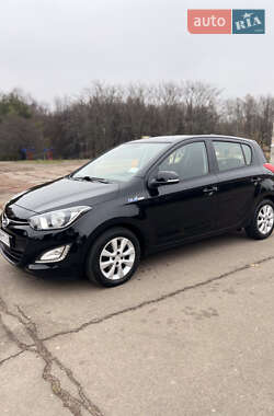 Хетчбек Hyundai i20 2013 в Рівному