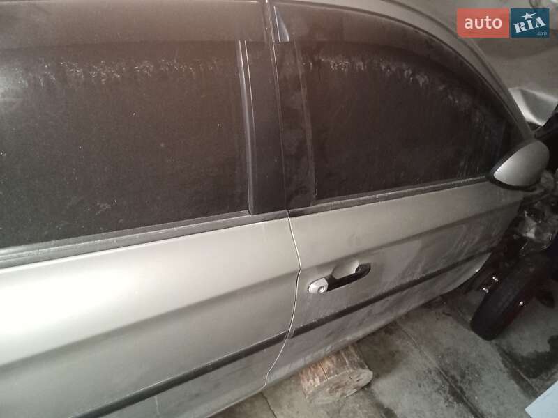 Хэтчбек Hyundai i20 2012 в Киеве фото 10 Хэтчбек Hyundai i20 2012 в Киеве