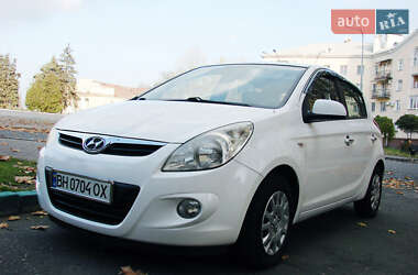 Хэтчбек Hyundai i20 2008 в Одессе