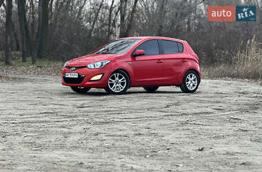 Хетчбек Hyundai i20 2013 в Дніпрі