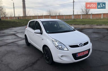 Хетчбек Hyundai i20 2012 в Золотоноші