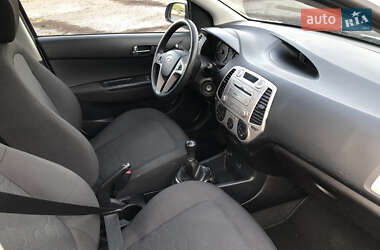 Хэтчбек Hyundai i20 2012 в Золотоноше