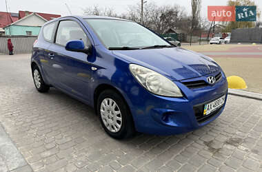 Хетчбек Hyundai i20 2011 в Харкові