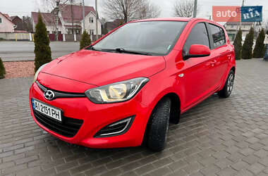 Хэтчбек Hyundai i20 2014 в Киеве