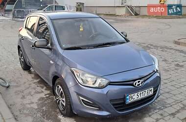 Хэтчбек Hyundai i20 2013 в Львове