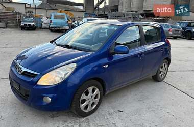 Хэтчбек Hyundai i20 2009 в Тернополе