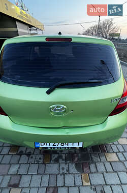 Хэтчбек Hyundai i20 2010 в Одессе