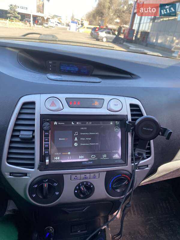 Хетчбек Hyundai i20 2011 в Одесі