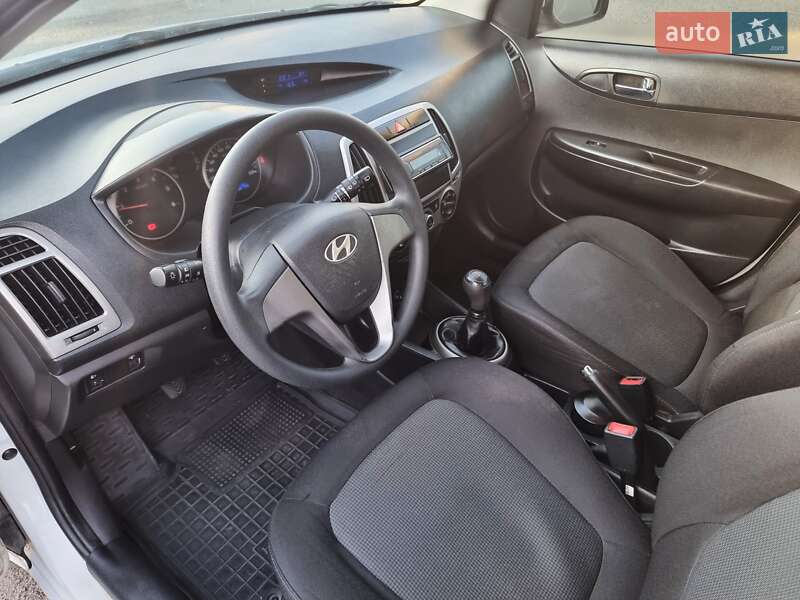 Хетчбек Hyundai i20 2014 в Хмельницькому