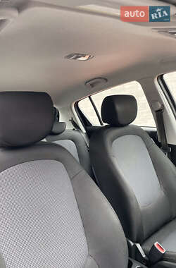 Хетчбек Hyundai i20 2013 в 