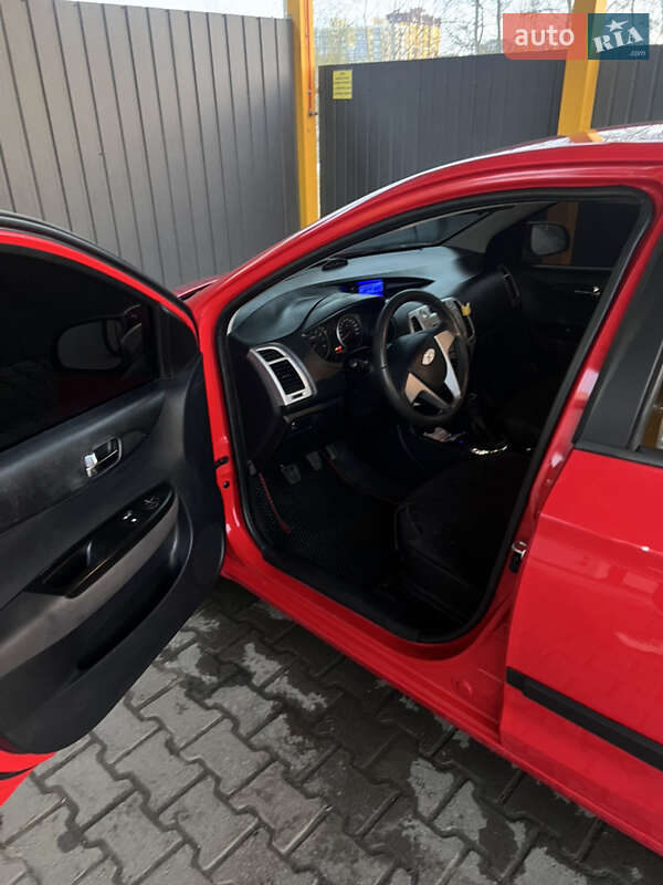 Хетчбек Hyundai i20 2011 в Хмельницькому