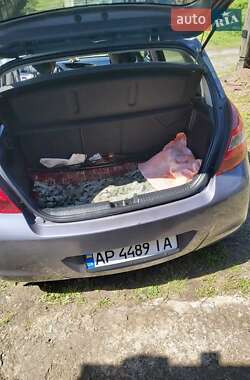 Хэтчбек Hyundai i20 2012 в 