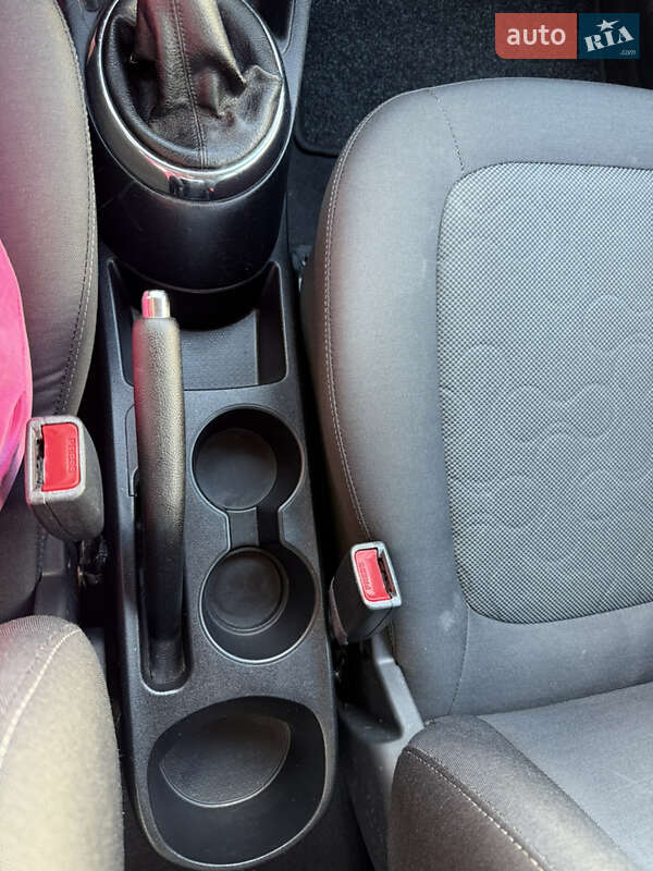 Хетчбек Hyundai i20 2010 в Тлумачі