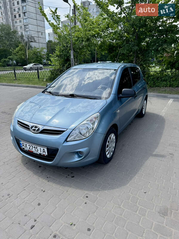 Hyundai i20 2012
