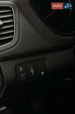 Хэтчбек Hyundai i20 2015 в 