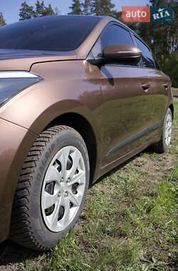 Хэтчбек Hyundai i20 2016 в 