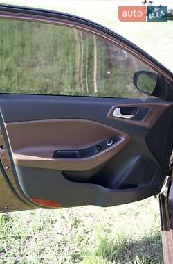 Хэтчбек Hyundai i20 2016 в 