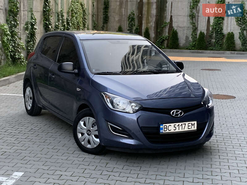 Хэтчбек Hyundai i20 2013 в Хмельницком