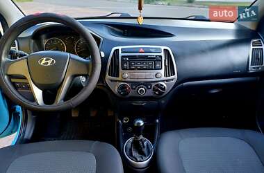 Хэтчбек Hyundai i20 2013 в 