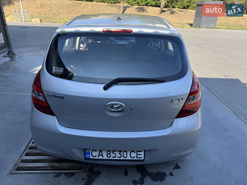 Хетчбек Hyundai i20 2012 в Черкасах