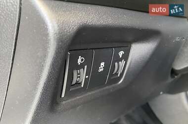 Хэтчбек Hyundai i20 2012 в 