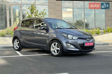 Хэтчбек Hyundai i20 2013 в Львове