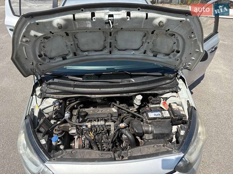 Хэтчбек Hyundai i20 2014 в Киеве фото 38 Хэтчбек Hyundai i20 2014 в Киеве