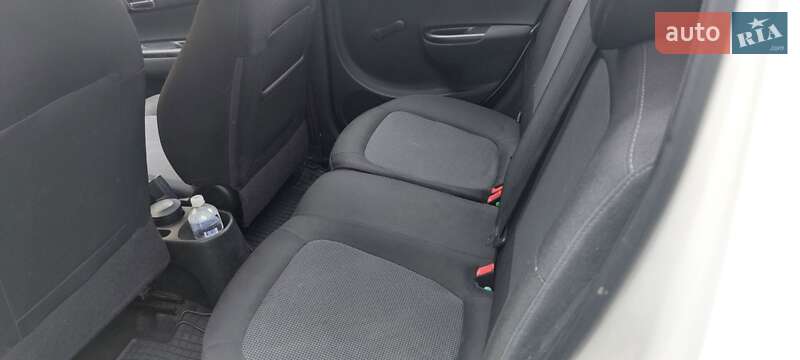Хэтчбек Hyundai i20 2013 в Черкассах фото 3 Хэтчбек Hyundai i20 2013 в Черкассах