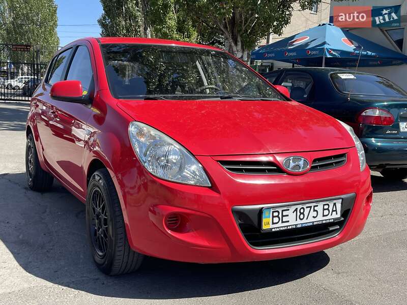 Хэтчбек Hyundai i20 2011 в Николаеве