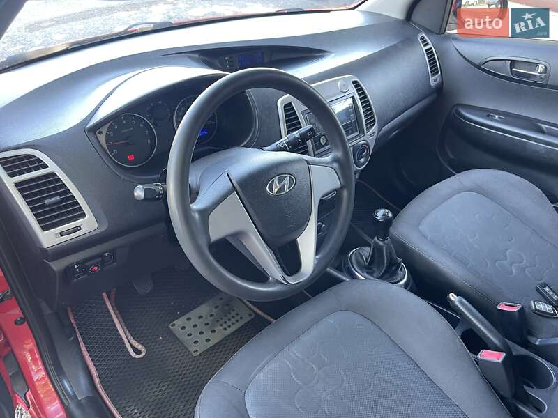 Хэтчбек Hyundai i20 2011 в Николаеве