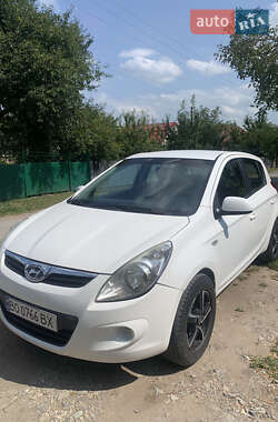 Хэтчбек Hyundai i20 2010 в Каменец-Подольском