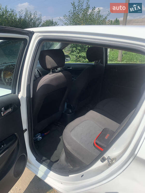 Хэтчбек Hyundai i20 2010 в Каменец-Подольском