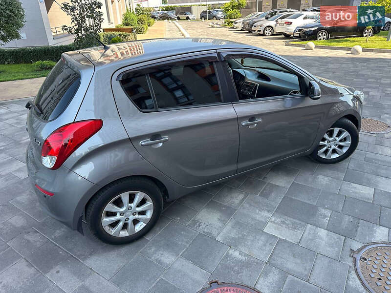 Hyundai i20 2012