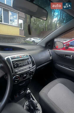 Хэтчбек Hyundai i20 2014 в 