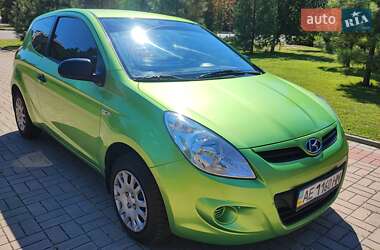 Хэтчбек Hyundai i20 2010 в 
