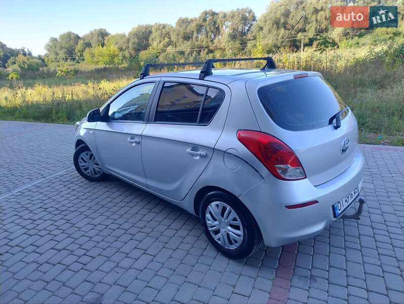 Хетчбек Hyundai i20 2013 в Тернополі