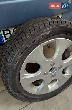 Хетчбек Hyundai i20 2010 в 